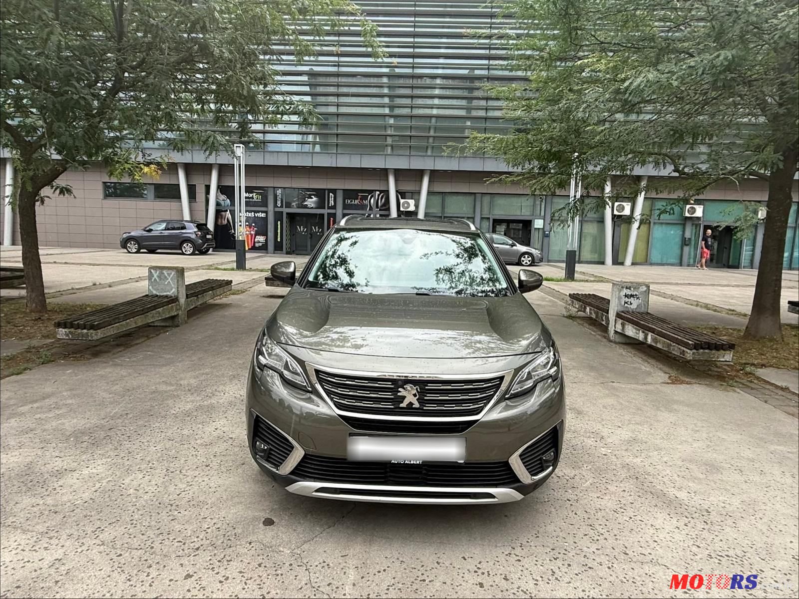 2018' Peugeot 5008 1,2 Puretech photo #2