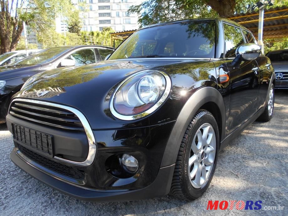 2018' MINI Cooper photo #1