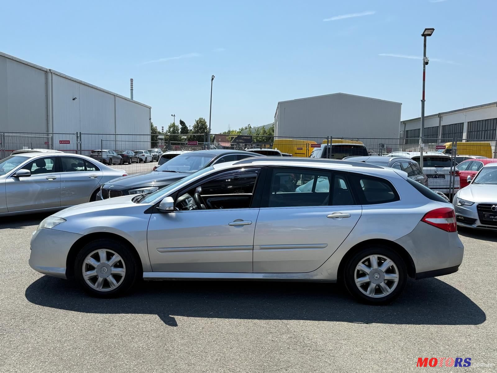 2010' Renault Laguna Grandtour 1,5 Dci photo #3