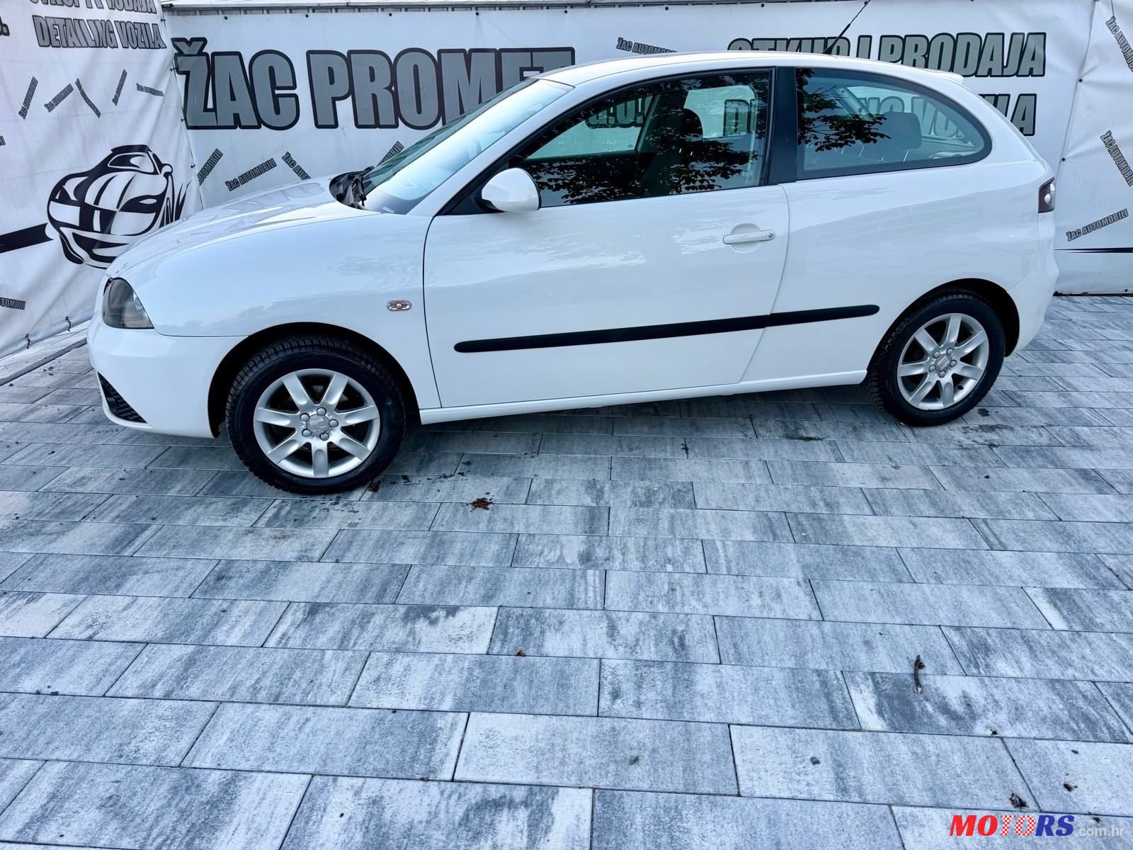 2008' SEAT Ibiza 1,4 16V photo #4