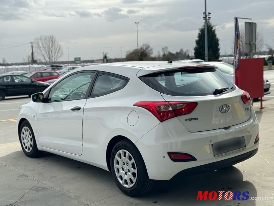2015' Hyundai i30 1,4 Crdi photo #3