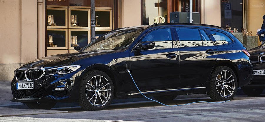 BMW launches new 330e Touring with four-wheel drive option