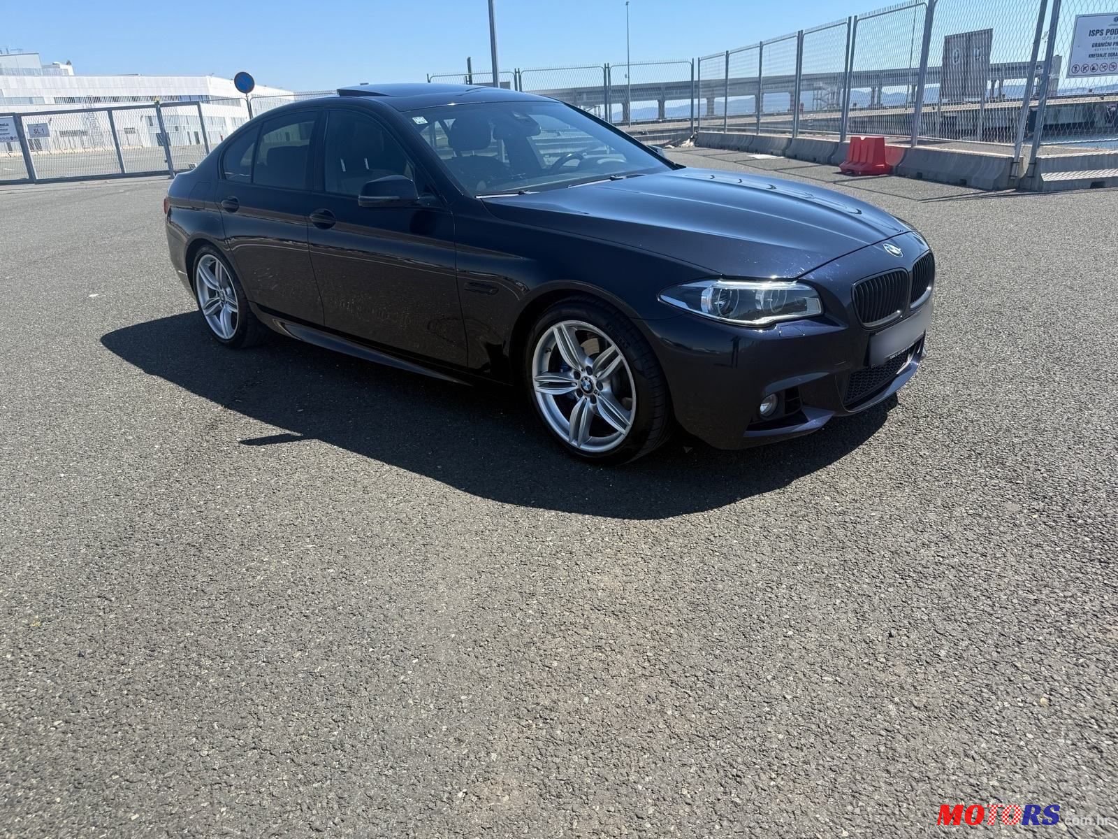 2015' BMW Serija 5 520D photo #3
