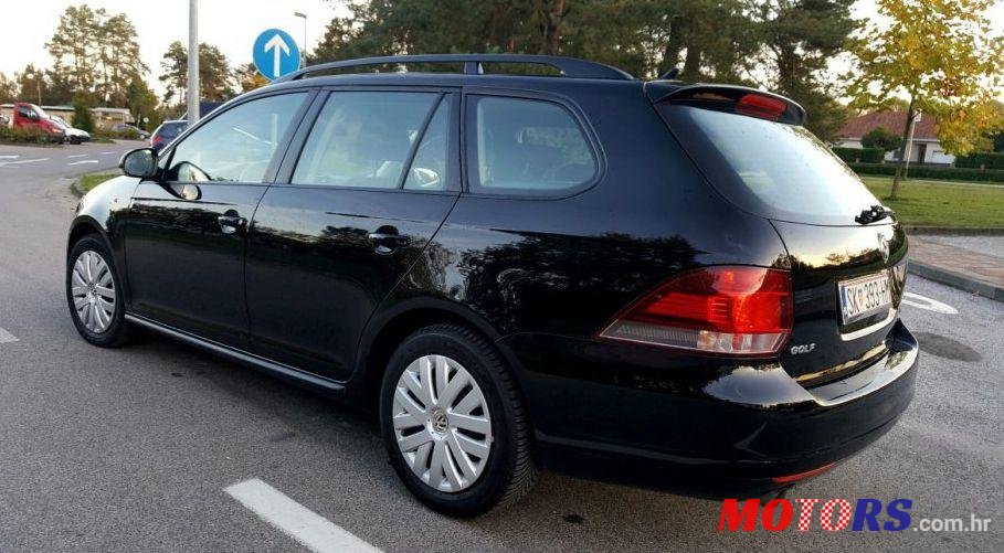 2013' Volkswagen Golf Vi Variant photo #2