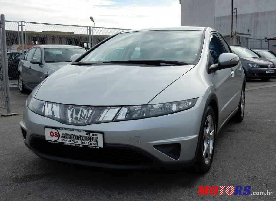 2008' Honda Civic 2.2 I-Ctdi Limited Edition photo #1