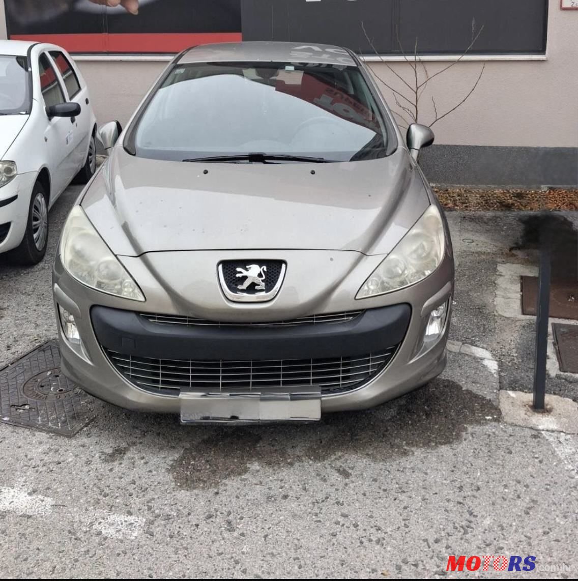 2011' Peugeot 308 1,4 16V Vti photo #1