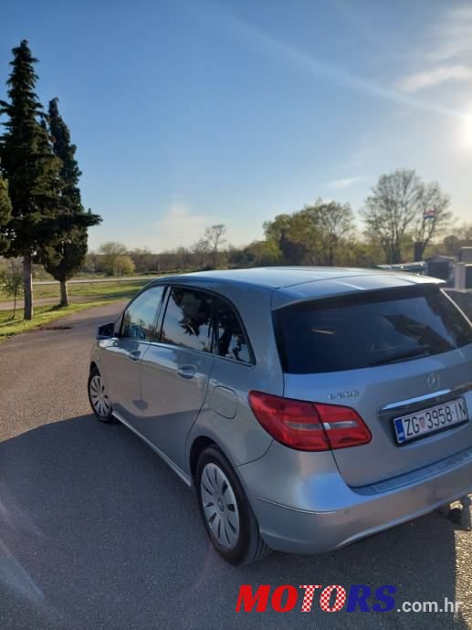 2014' Mercedes-Benz B-Klasa 200 Cdi photo #6