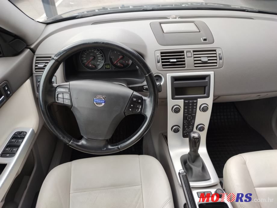 2012' Volvo S40 Drive Business photo #5