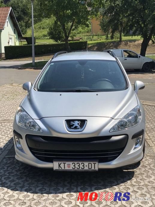 2011' Peugeot 307 Sw photo #1