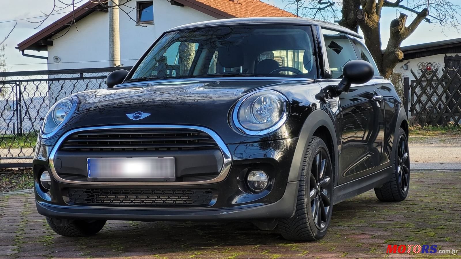 2016' MINI One F56 photo #1