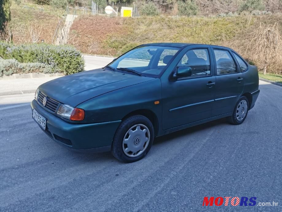 1997' Volkswagen Polo photo #2