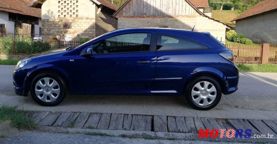 2006' Opel Astra Coupe 1,4 16V photo #1