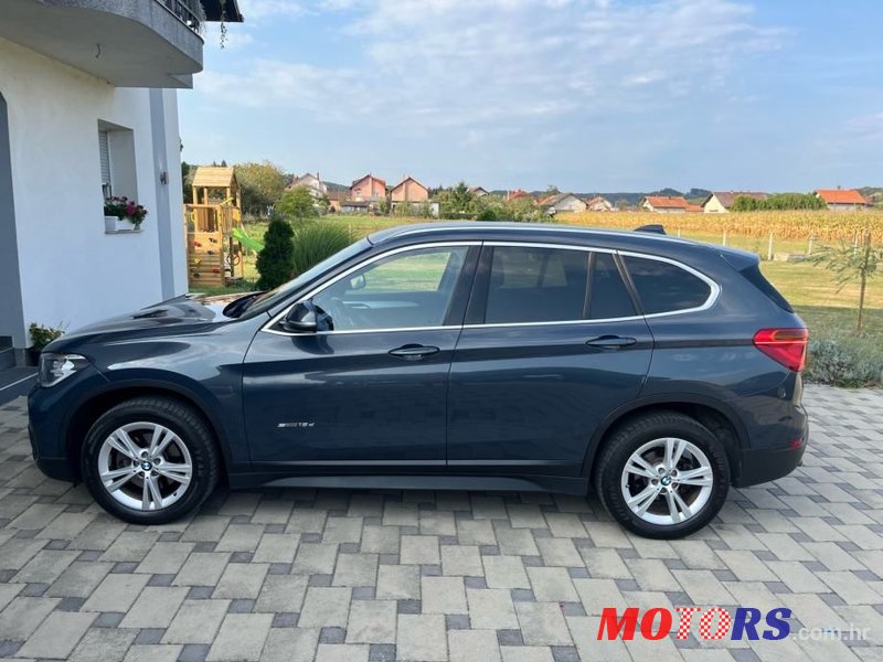 2016' BMW X1 Sdrive18D photo #4