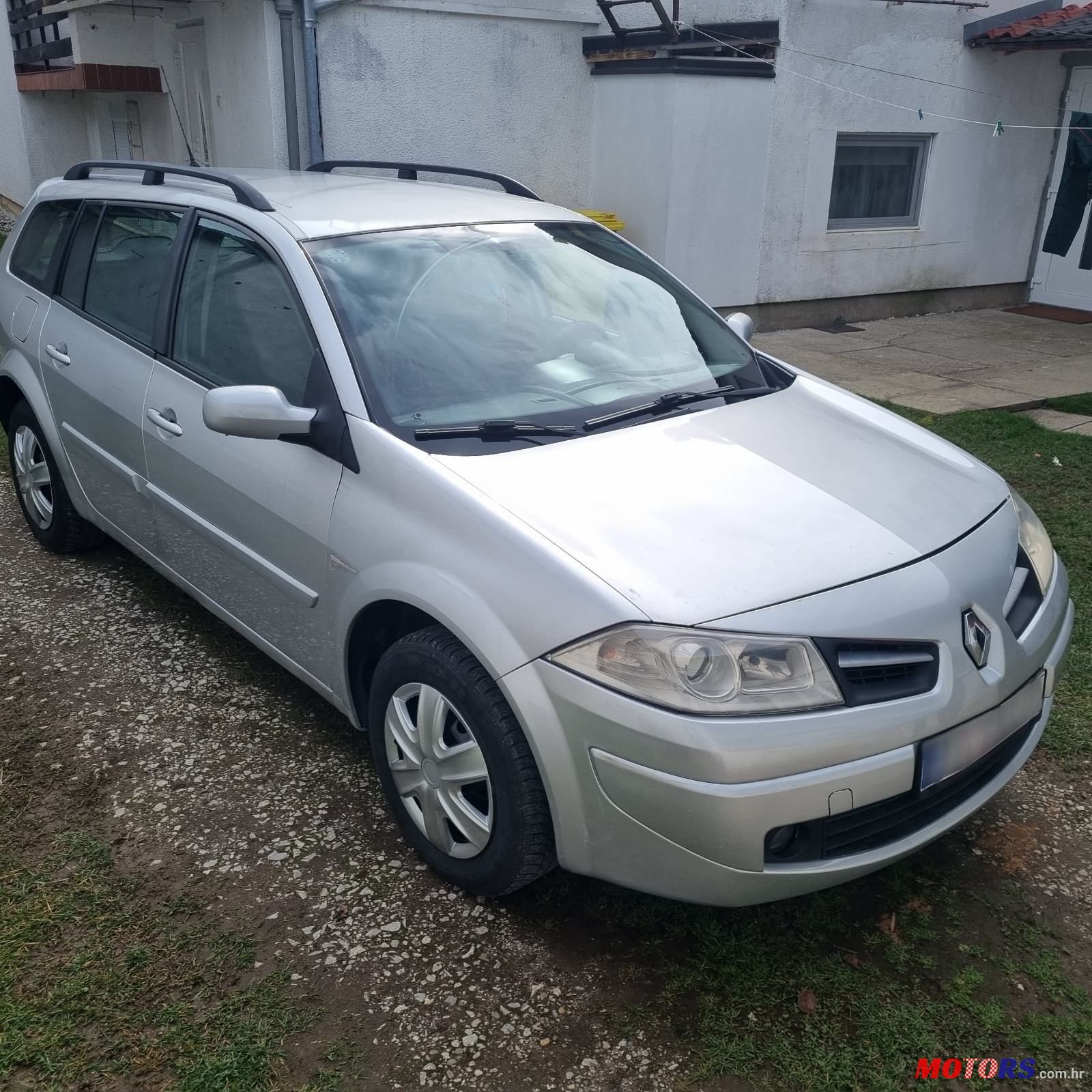 2010' Renault Clio 1,5 Dci photo #3
