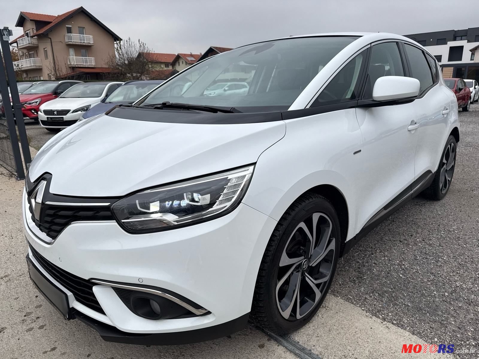 2017' Renault Scenic Dci 110 photo #3