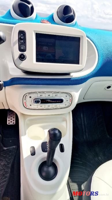 2017' Smart Fortwo photo #3