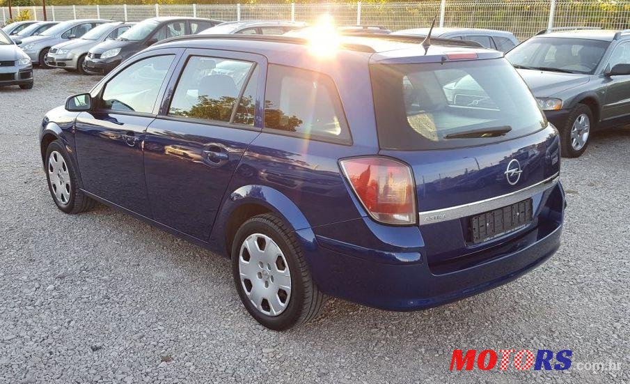 2005' Opel Astra Karavan Caravan 1,7 Cdti photo #2