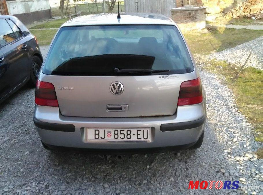 2001' Volkswagen Golf IV 1,9 Tdi photo #1