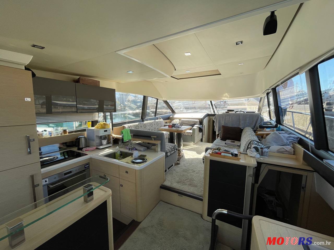 2017' Jeanneau Prestige 50 Fly photo #5