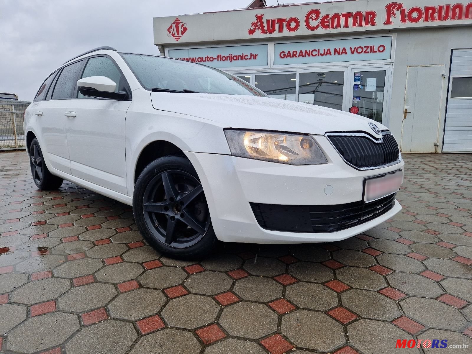 2014' Skoda Octavia Combi photo #1