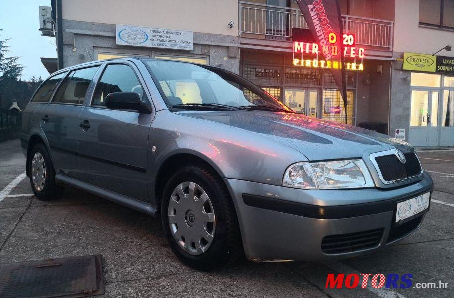2002' Skoda Octavia Combi 1,9 Tdi photo #1
