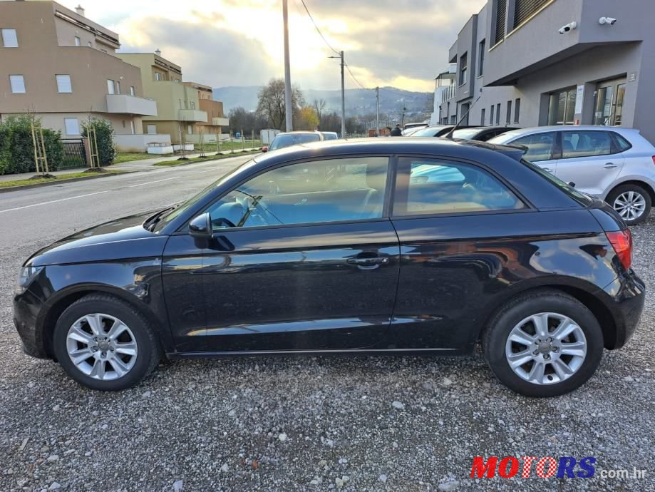 2013' Audi A1 S-Tronic photo #5