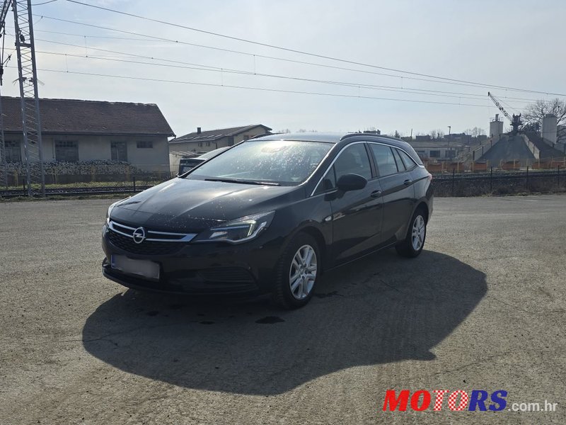 2019' Opel Astra Karavan photo #3