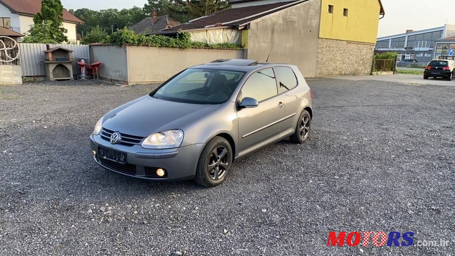 2007' Volkswagen Golf 5 photo #1