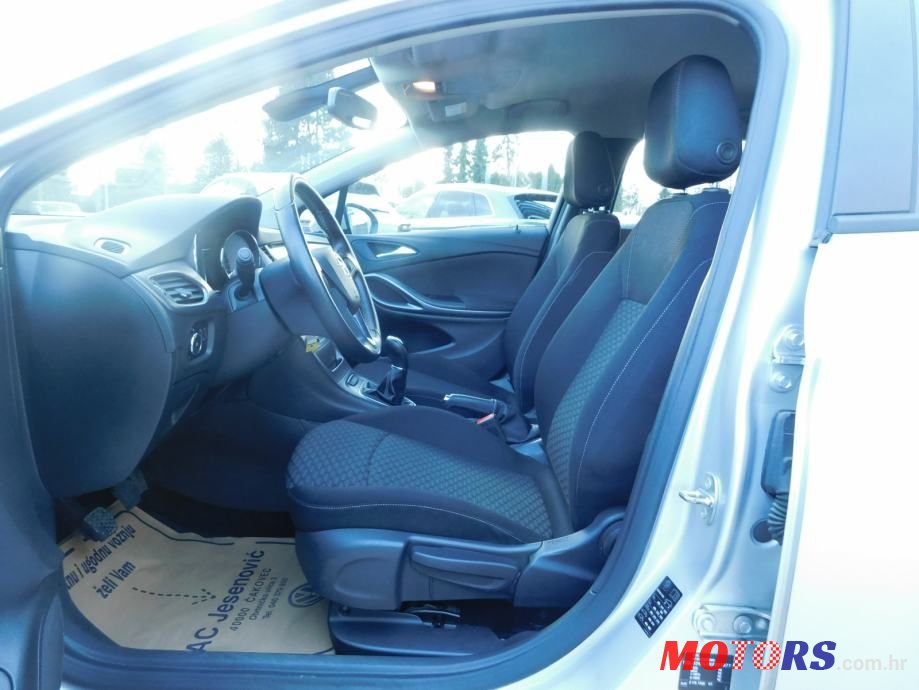 2016' Opel Astra 1.6 Cdti photo #2
