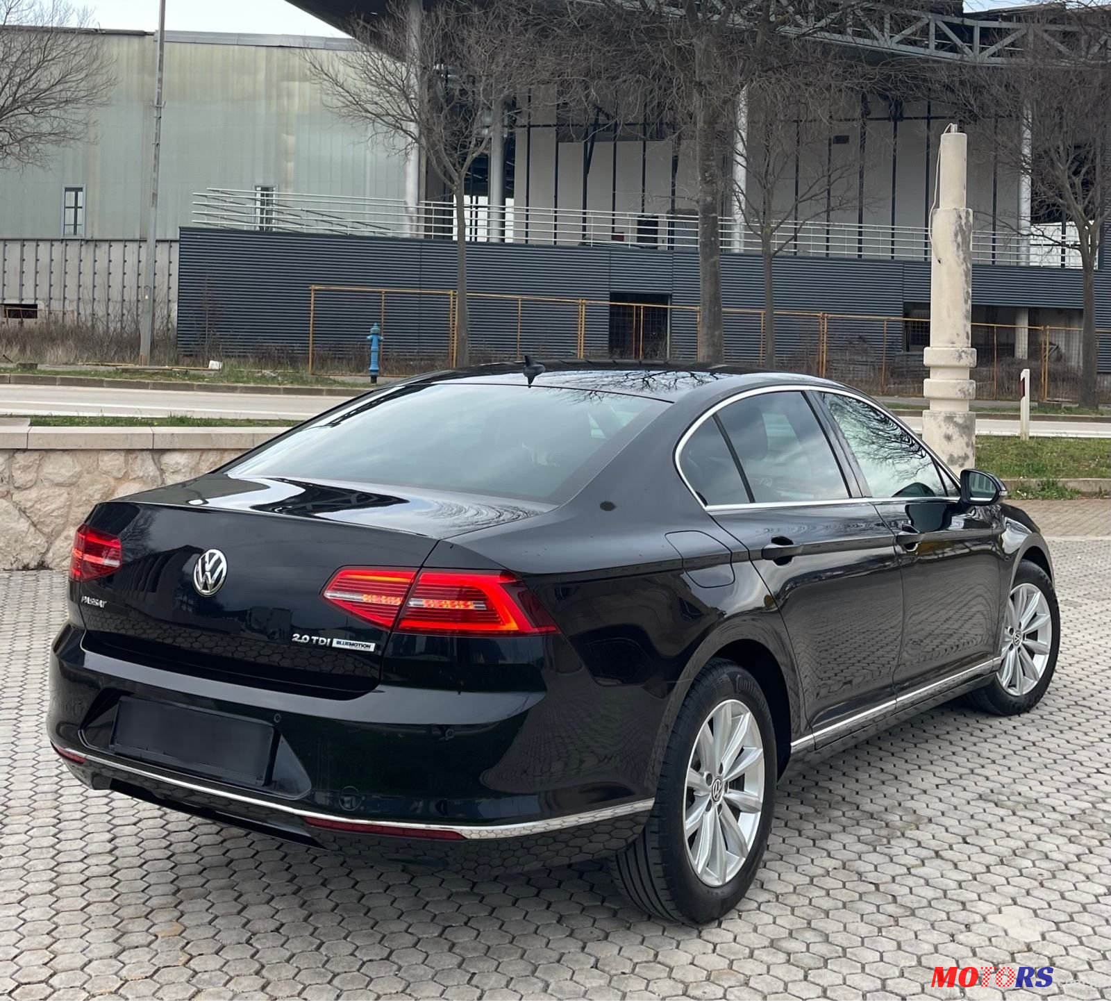 2015' Volkswagen Passat photo #4