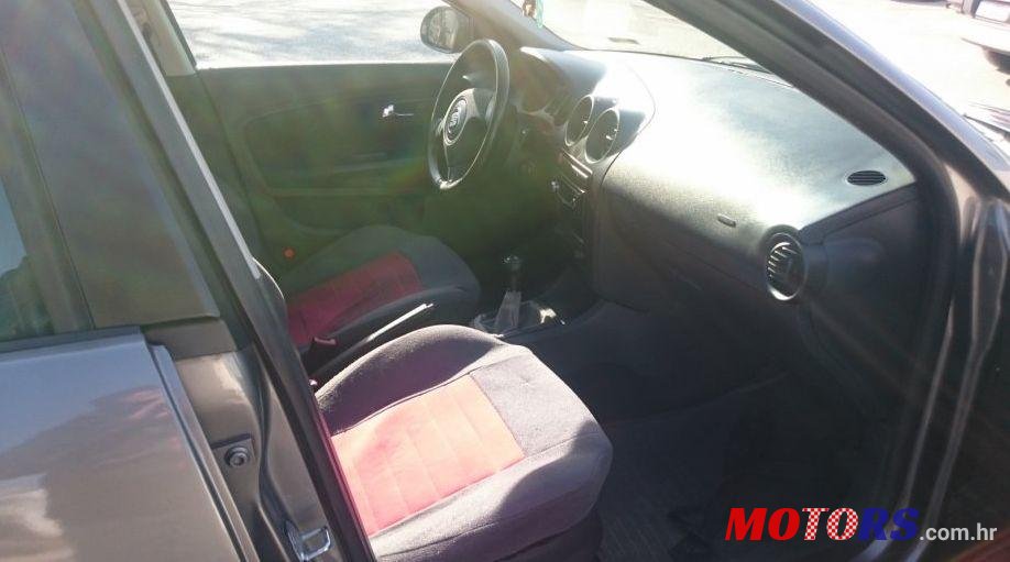 2003' SEAT Ibiza Sport 1,4 16V photo #3
