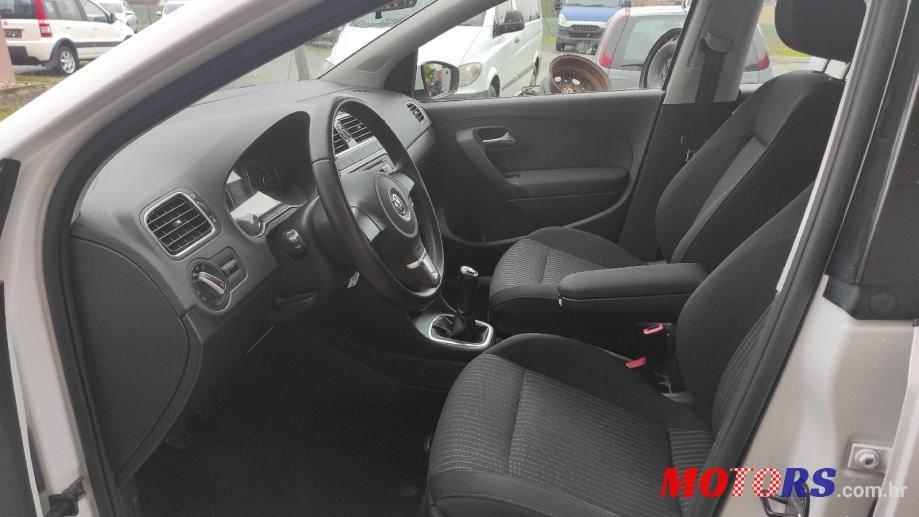 2011' Volkswagen Polo 1,6 Tdi photo #5
