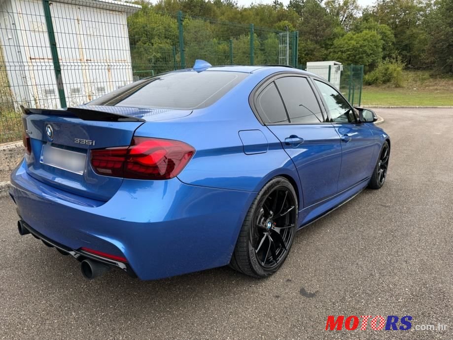 2013' BMW Serija 3 335Xi photo #5