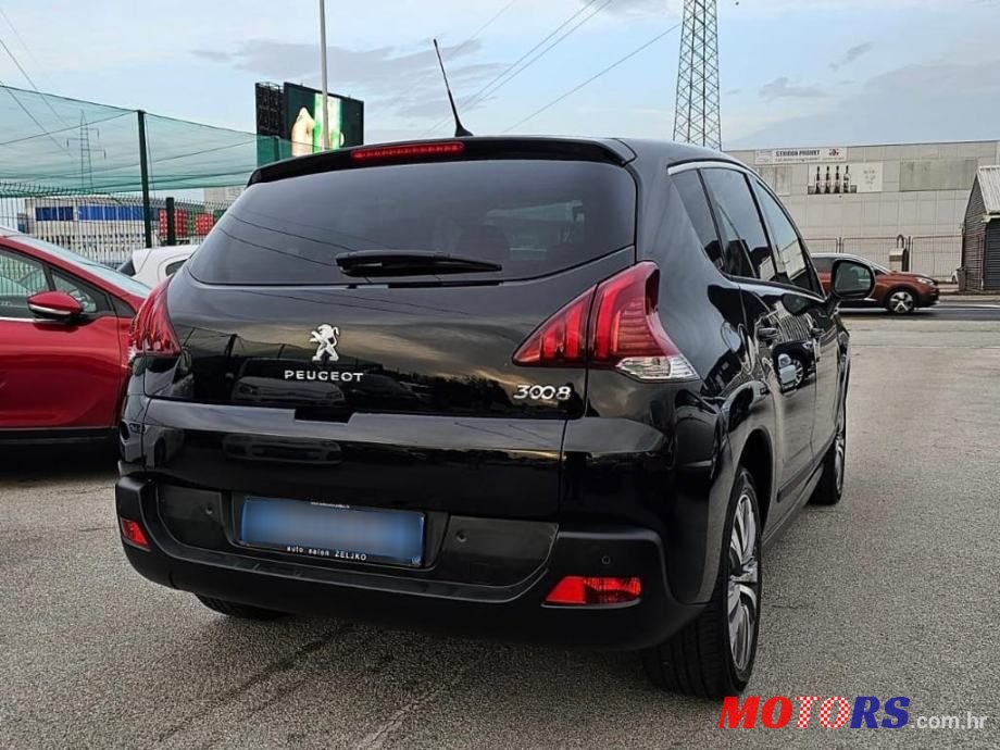 2014' Peugeot 3008 1,6 Hdi photo #2