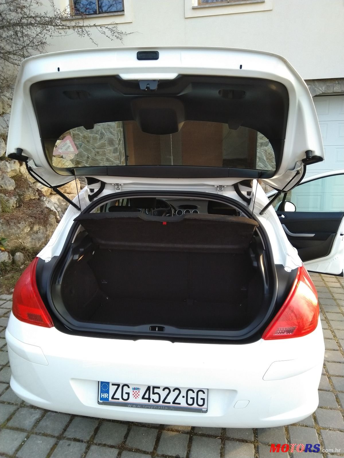 2009' Peugeot 308 xt photo #3