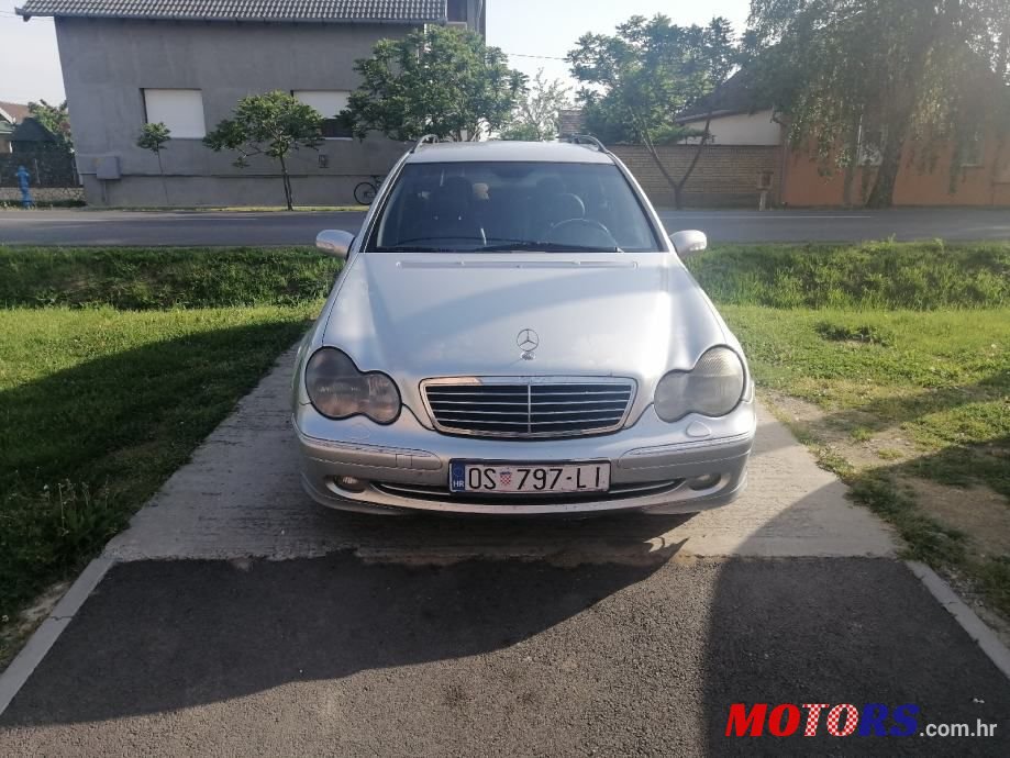 2002' Audi A4 270 Cdi photo #1