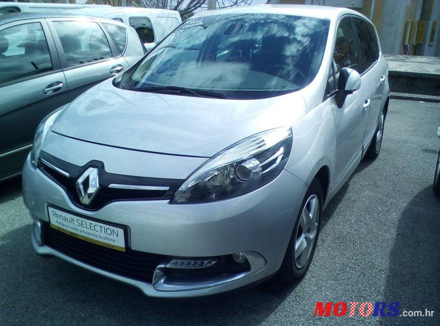 2015' Renault Grand Scenic photo #1