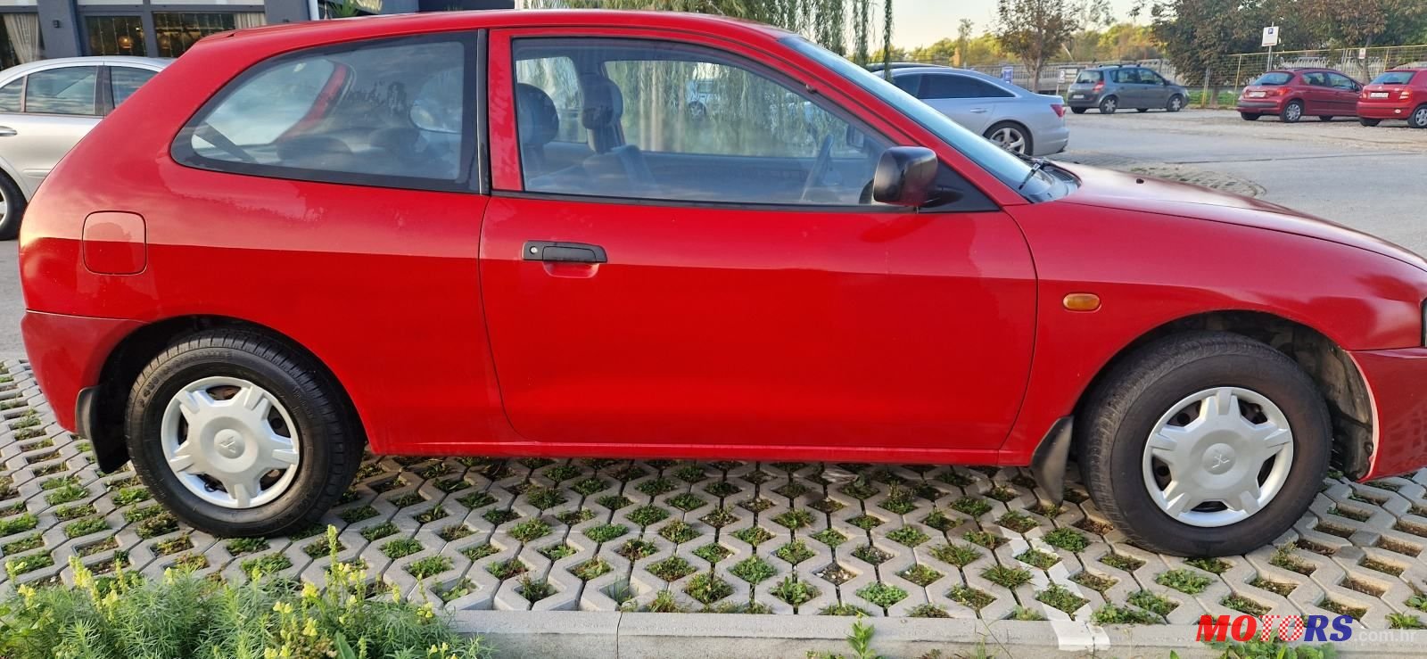 2000' Mitsubishi Colt 1,3 Gli photo #1