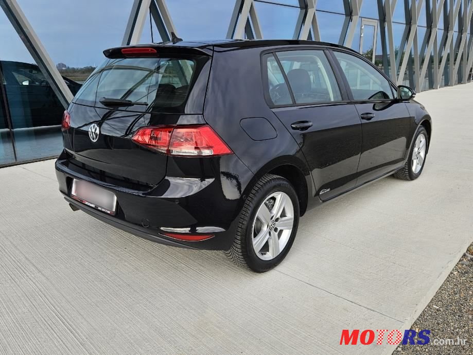 2014' Volkswagen Golf 7 1,6 Tdi Bmt photo #3