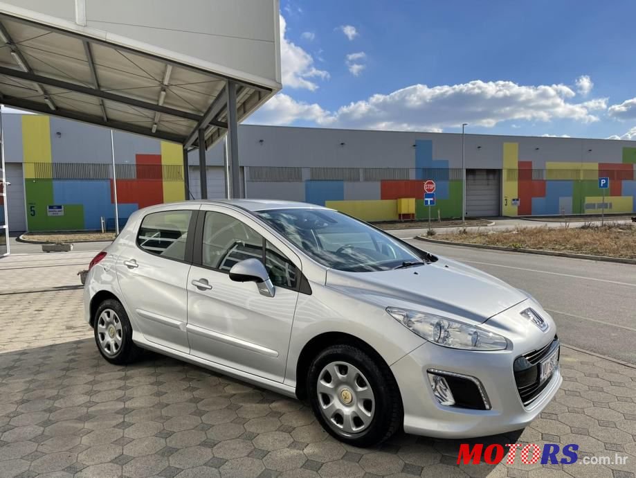 2013' Peugeot 308 1,6 E-Hdi photo #4