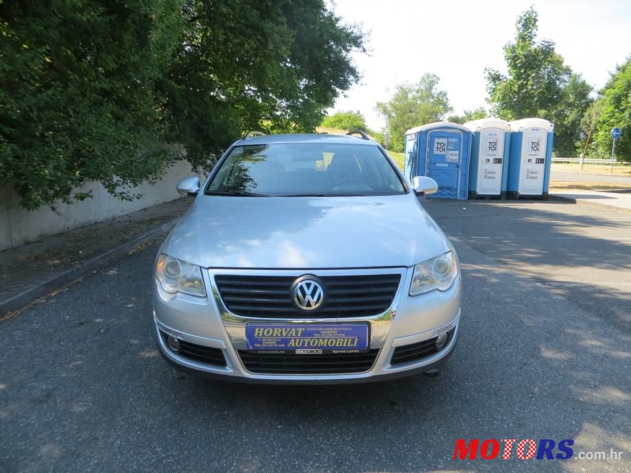 2010' Volkswagen Passat Variant photo #2