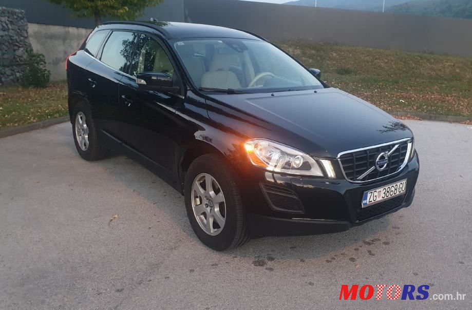 2012' Volvo XC60 Awd D5 photo #2