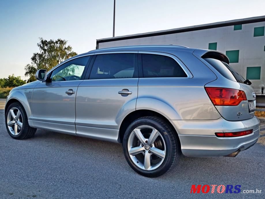2008' Audi Q7 photo #2