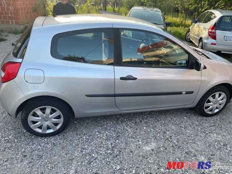2007' Renault Clio 1,2 16V photo #6