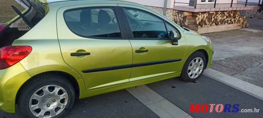 2008' Peugeot 207 1,4 photo #5