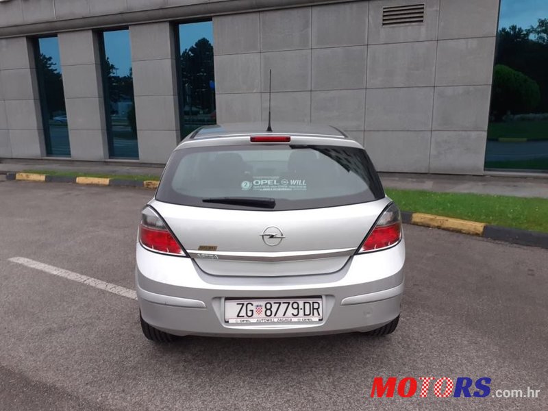 2008' Opel Astra 1,4 photo #3