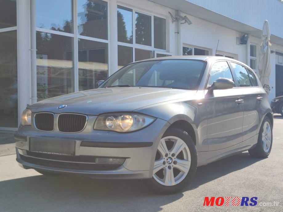 2009' BMW Serija 1 118D photo #3