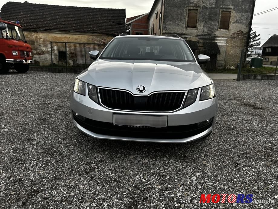2018' Skoda Octavia Combi photo #1