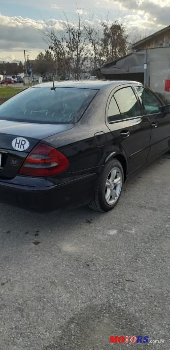 2003' Mercedes-Benz E-Klasa photo #5