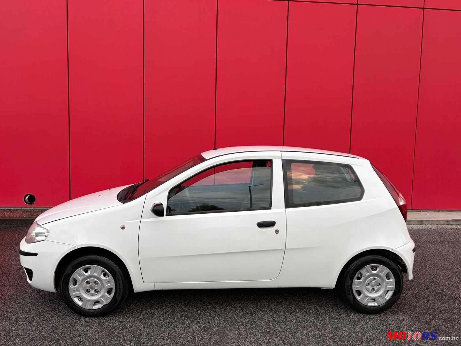 2005' Fiat Punto 1,2 16V photo #4